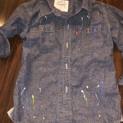Levi’s Boys Roll up Splash Shirt. Size 3 T