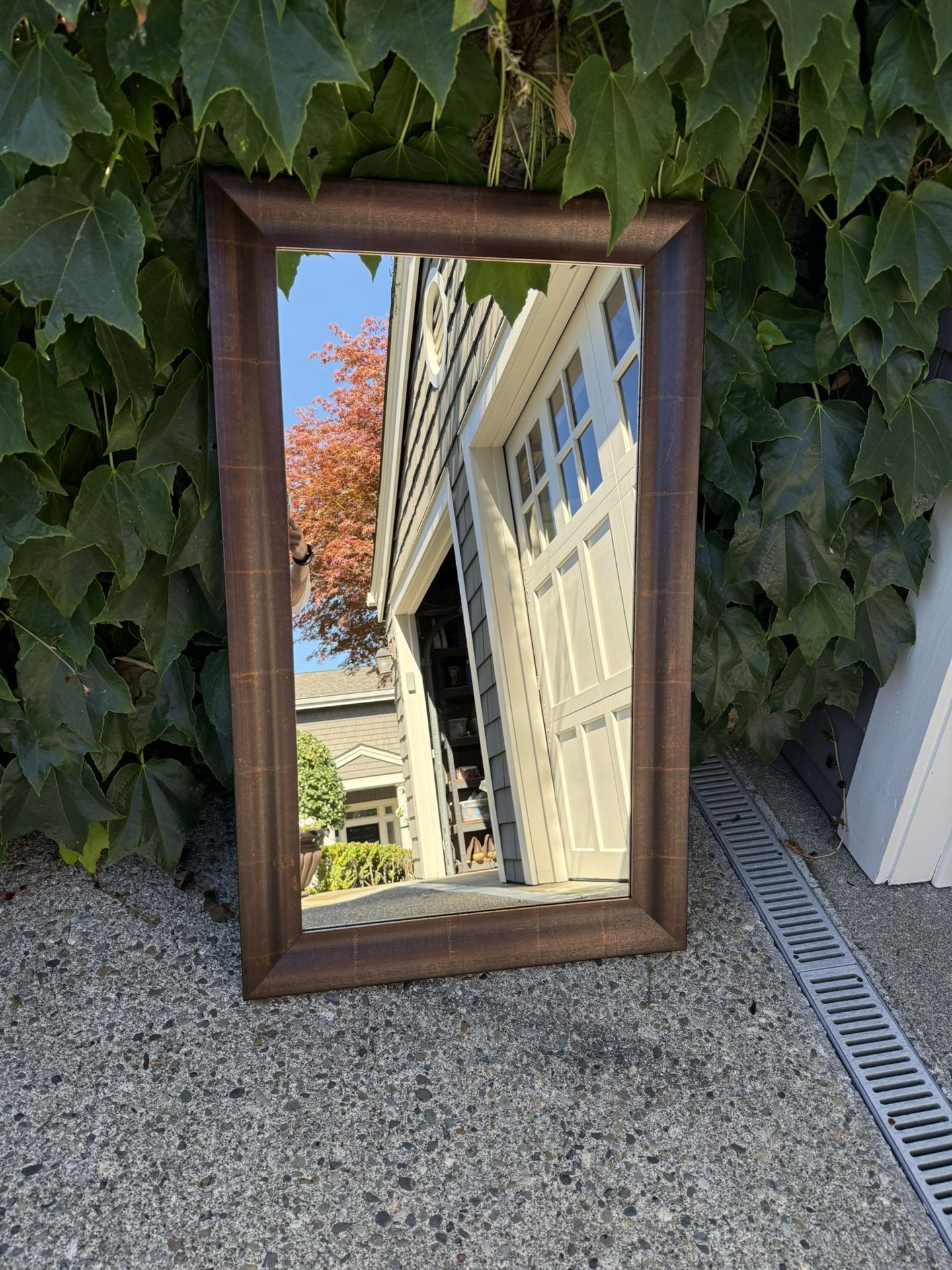 Custom framed mirror