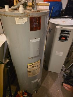 Water Heater Used but works