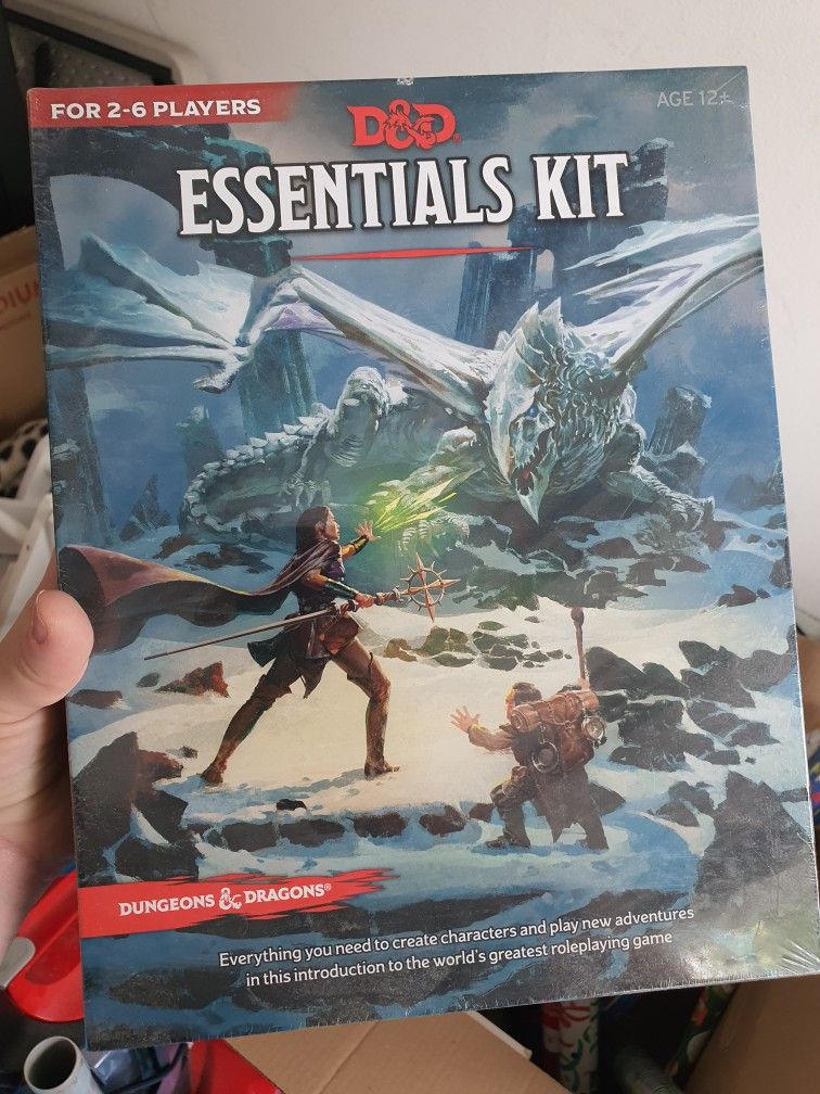 Dungeons & Dragons Essentials Kit