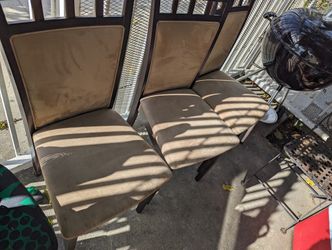 6,Chairs For 40 Dlrs
