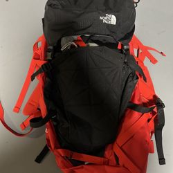 North face Summit Series cobra 60