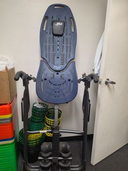 Teeter Hanger