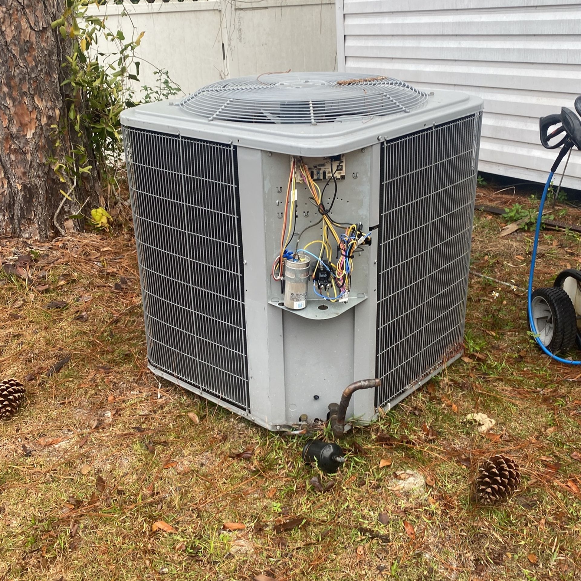 Ac Unit Inside And Out