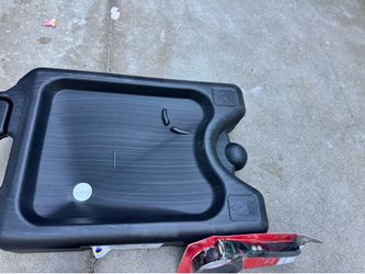 Set. For. Change the oil everything is in there brand new.