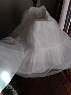 Crinolinas para vestidos de quince años o boda for Sale in Stockton, CA -  OfferUp