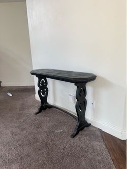 Black Table/Stand