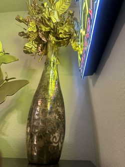 Home decor Golden Roses Arrangement In Vase 🏺 🌹 