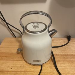 White Haden Hot Water Kettle