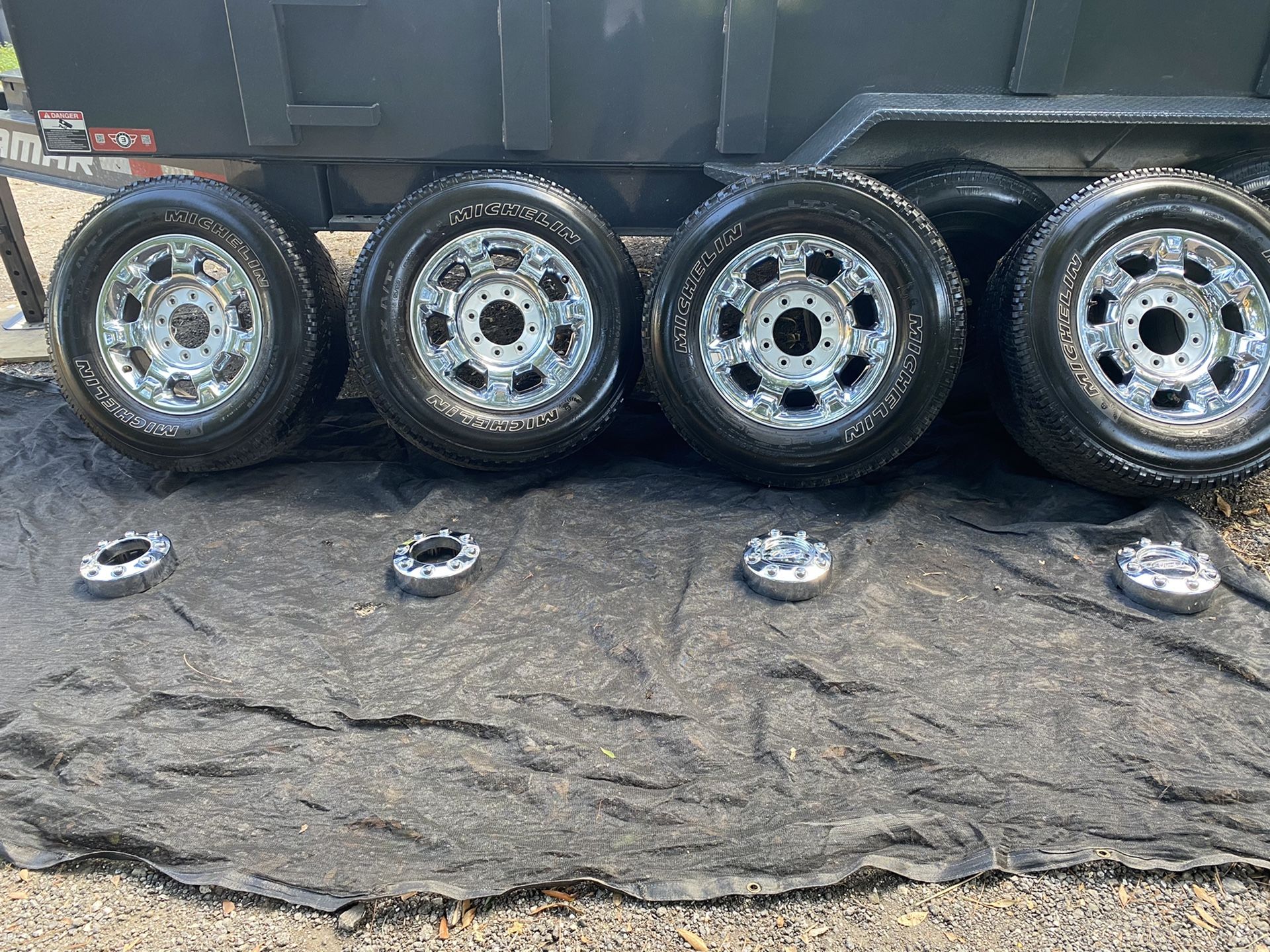 Ford F250 Super duty rims and tires