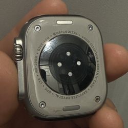 Apple Watch Ultra 2 GPS + Cellular 49 MM Titanium Case