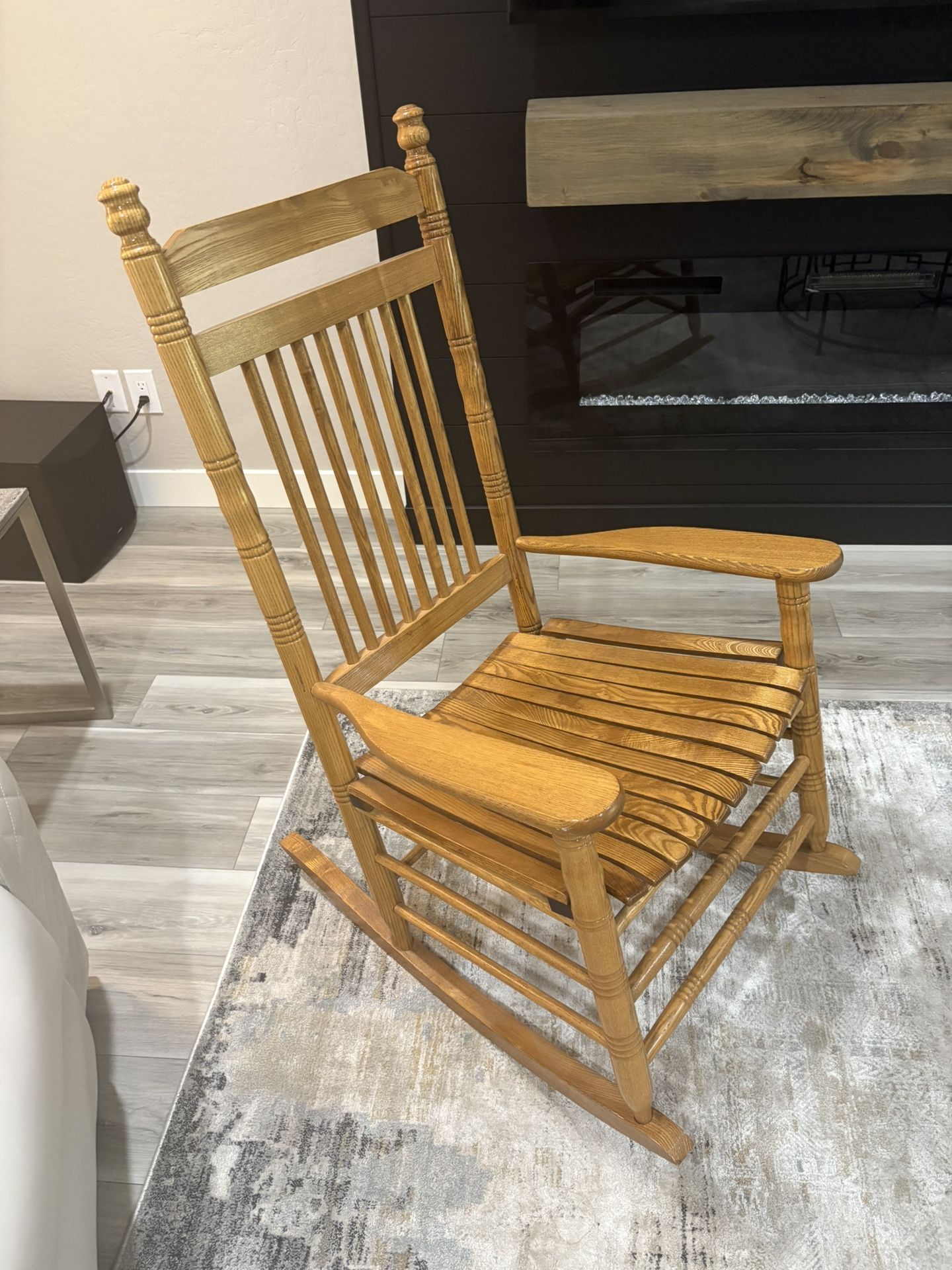 Wood Rocking chair