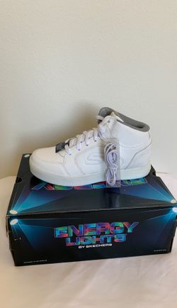 New ENERGY LIGHTS SKETCHERS TENNI SHOES size 5 boy’s