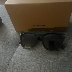 Burberry Sunglasses 