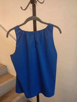 Sleeveless Blouse  NWT Size: M