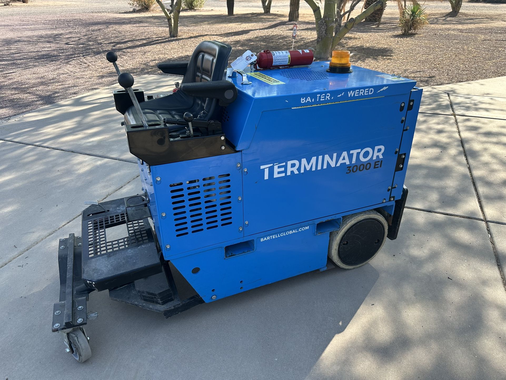 2018 Terminator T-3000EI Ride On Floor Scraper