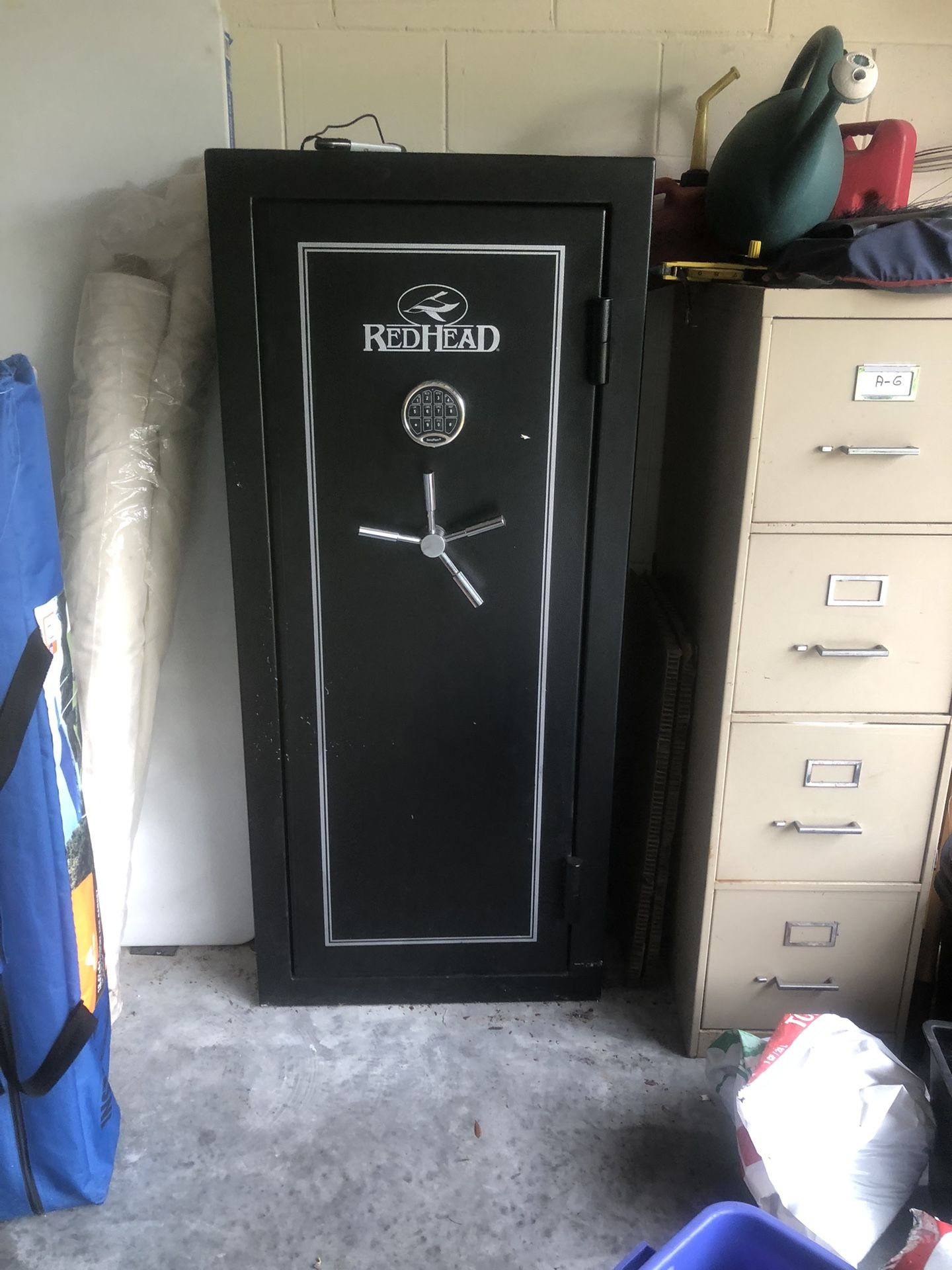 Fireproof Safe/Gun