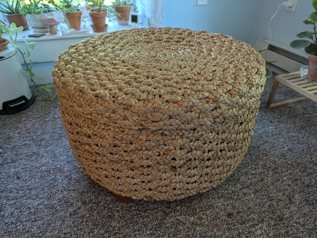 Hyacinth Round Storage Ottoman