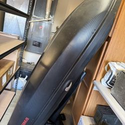 USED | Yakima SkyBox 16 Carbonite | Retail $599