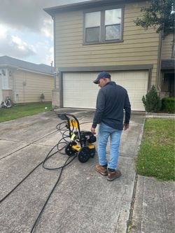 Pressure washer