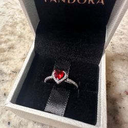 Pandora Elevated Red Heart Ring, Size 7, no  box..
