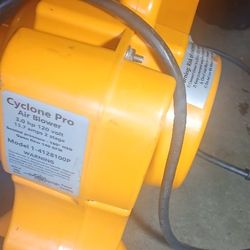 Cyclone Pro, 
