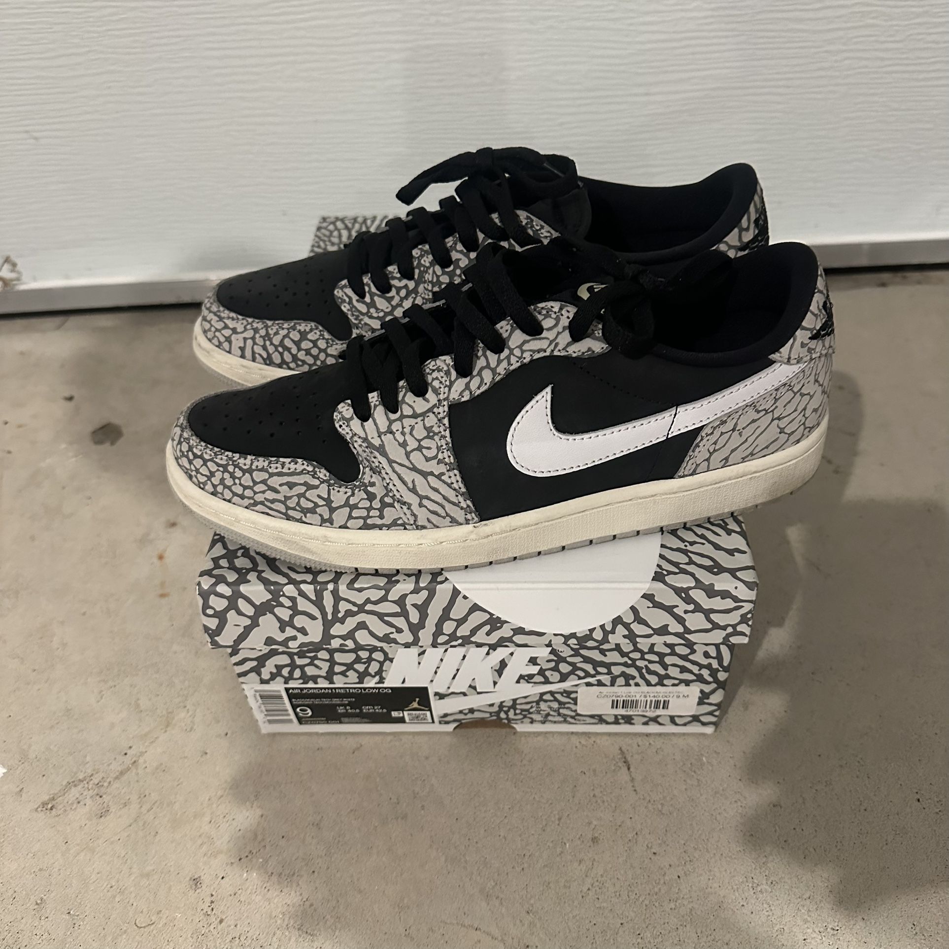 Jordan 1 Low Black Cement Size 9M
