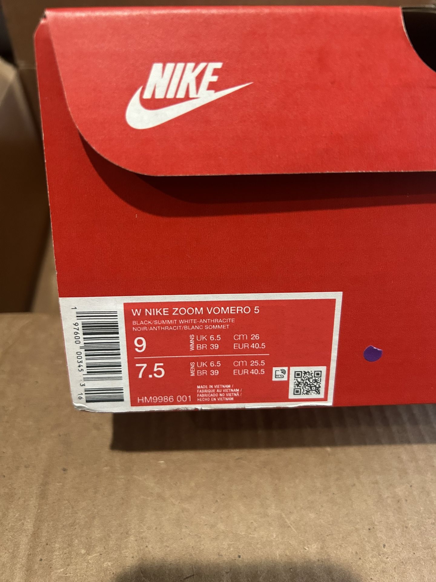W Nike ZOOM VOMERO 5 Black