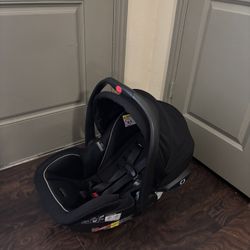Graco Infant Car Seat