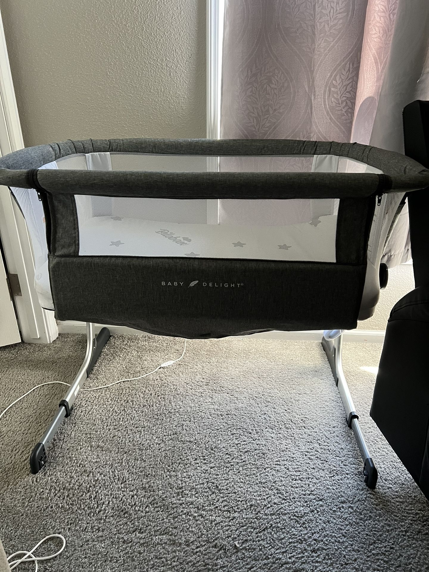 Baby Delight Bassinet