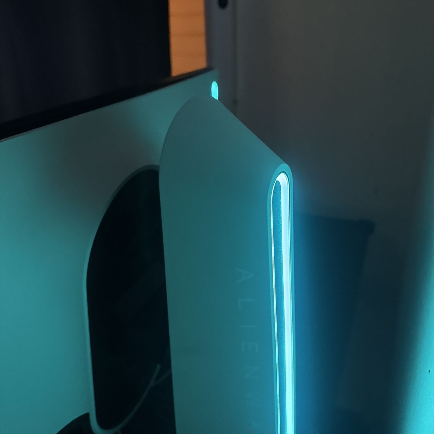 Alienware AW2521HFL 1080p 240hz Monitor Awesome Condition Rarely Used ...