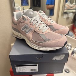 Brand new men’s new balances size 12