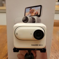 Insta360 go3 - 64GB- Bundle