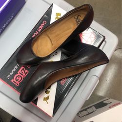 NEW Never worn Black block Heels From Nordstrom Rack