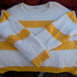 XL Cream And Yellow Striped Sweater 