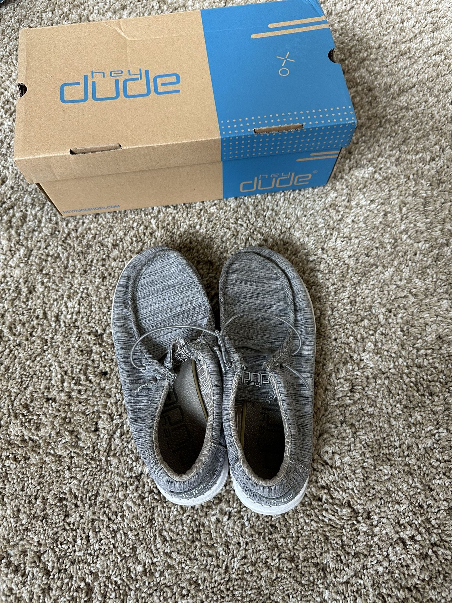 Boys Youth Size 4 Hey Dudes