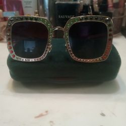 Gucci Hollywood Sun Glasses