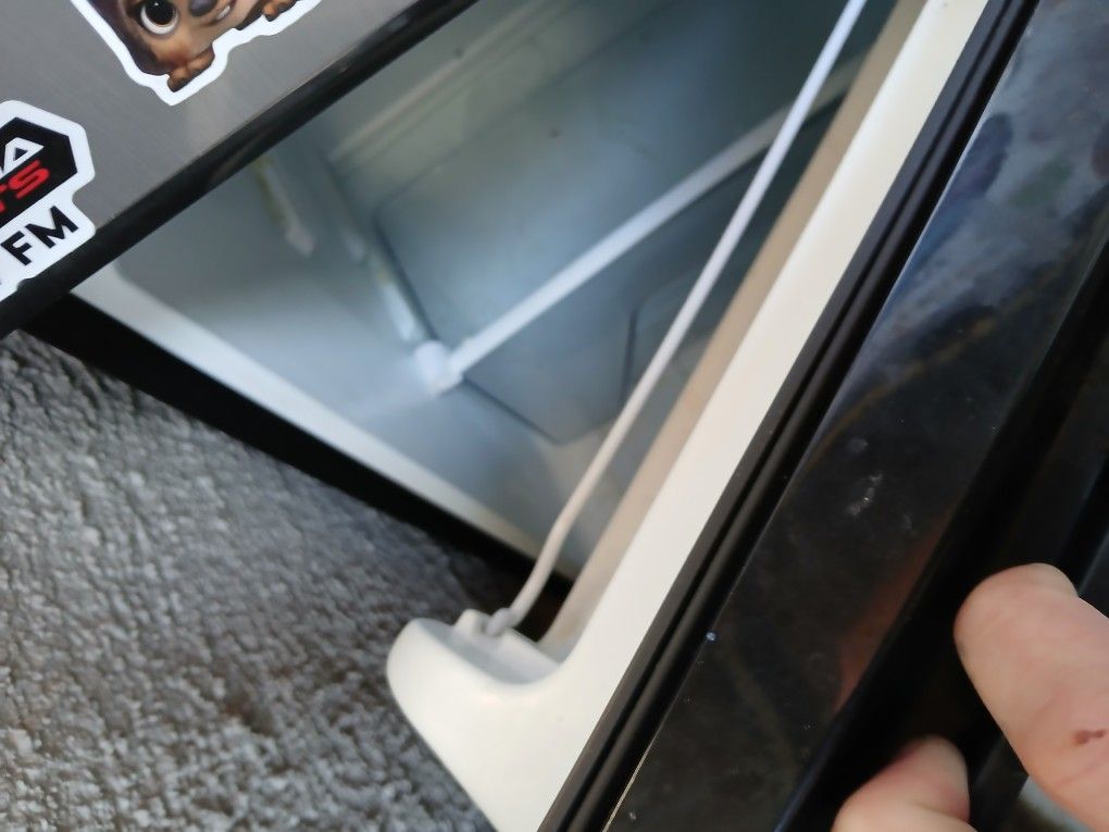 Mini Fridge With Freezer