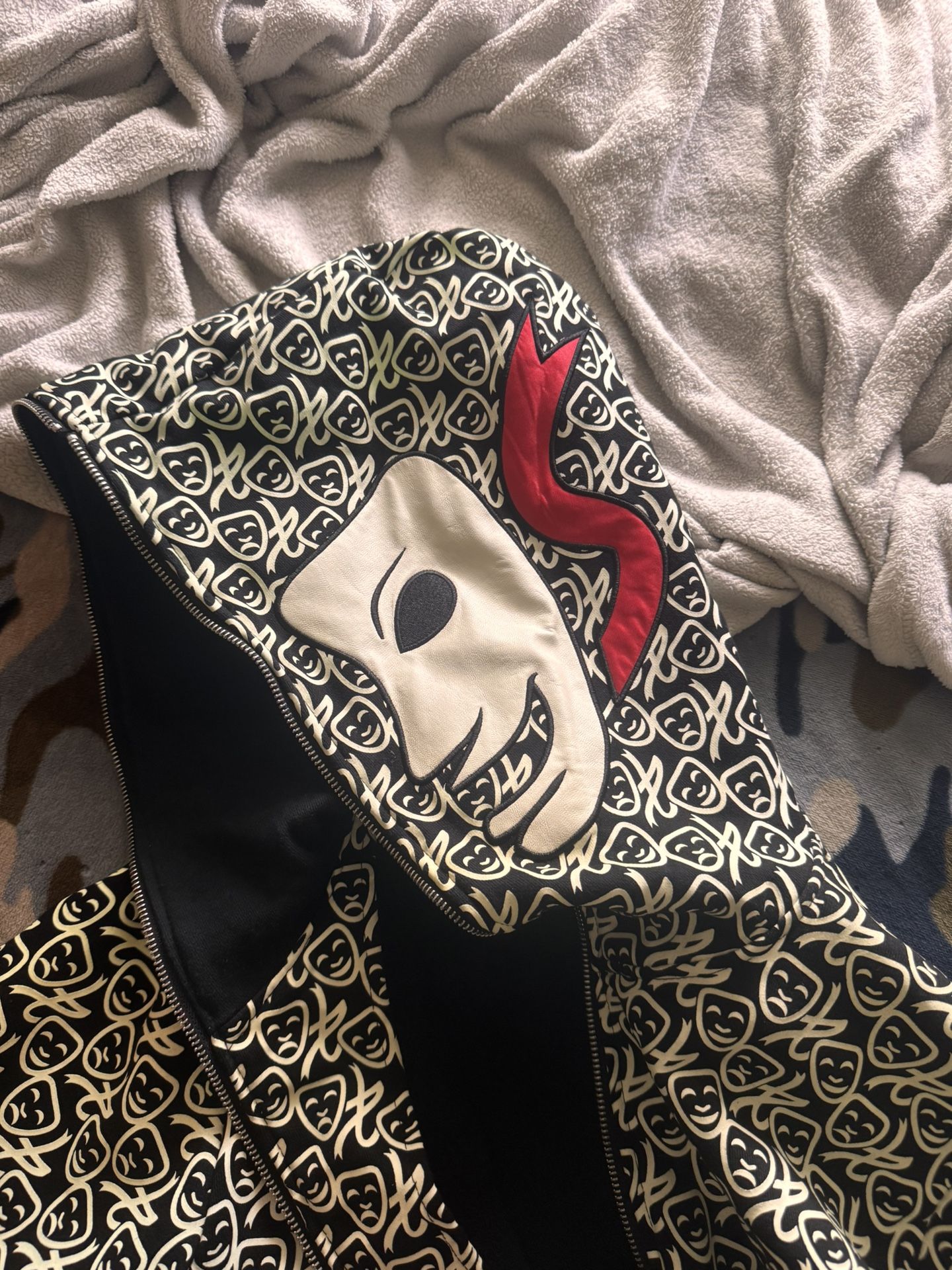 Asaali Hoodie