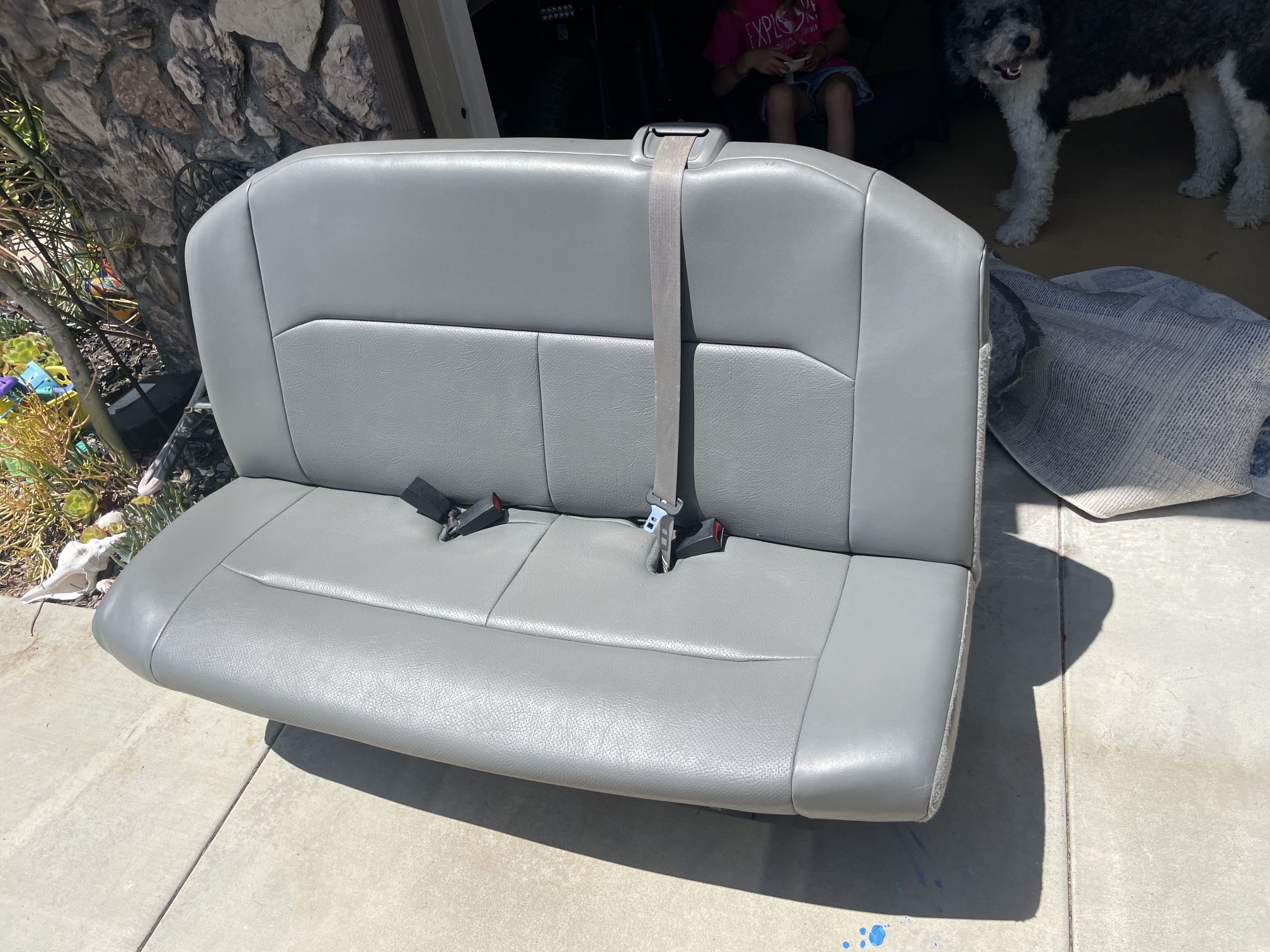 2009 Econoline Ford E-350 Van Bench Seats