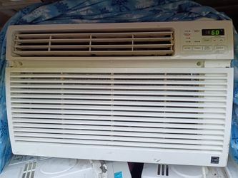 10000 BTU Window unit WORKS GREAT cash only pick up only