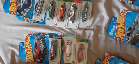 Hot Wheels a $1 Son 50 Piesas