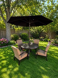 6-Piece Outdoor Patio Dining Set with Umbrella, cast aluminum table and 4 chairs