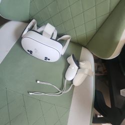 Meta Quest 3S VR System