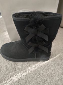 NEW Koolaburra by UGG sz. 7 Womens