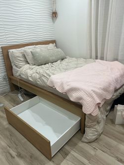 IKEA Malm Bed (Full)