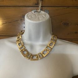 (JE29) Vintage Signed Monet Necklace