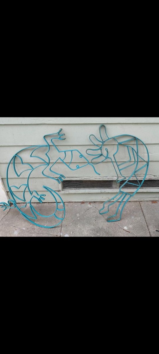 Large Outdoor Decorations