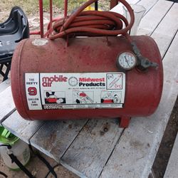 9 Gallon Mobile Air Tank 