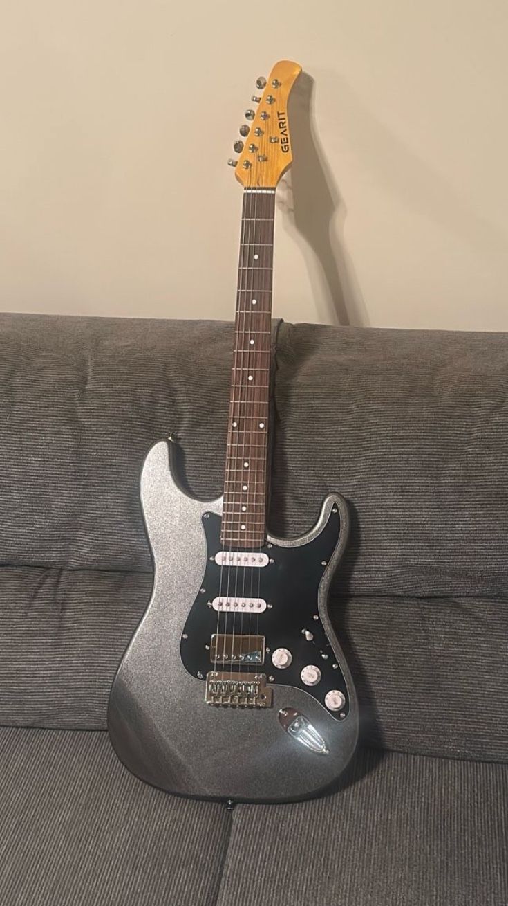 Electric guitar